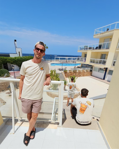 Oversized t-shirt Gino Mandarino