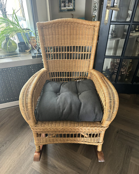 Schommelstoel rotan boho vintage