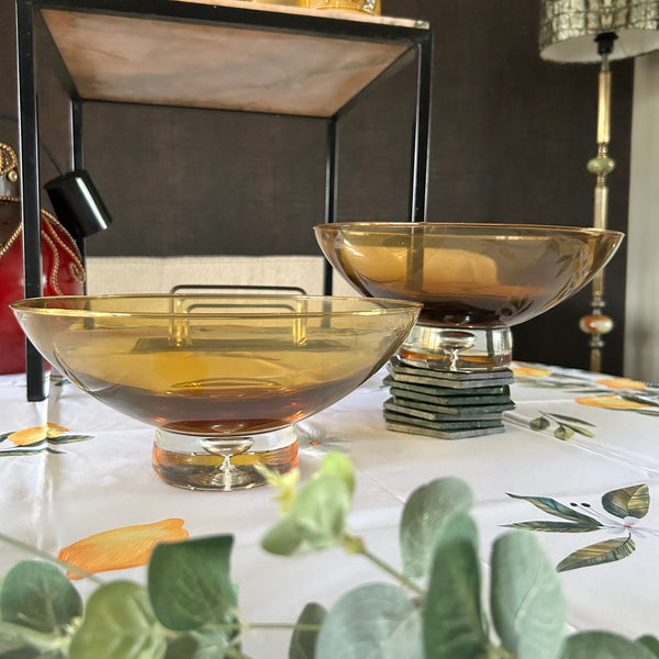 Schaal op voet art-deco amber glas vintage