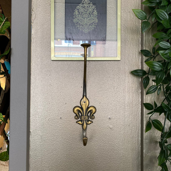 WANDHAAK FLEUR DE LIS CHLOE MESSING VINTAGE