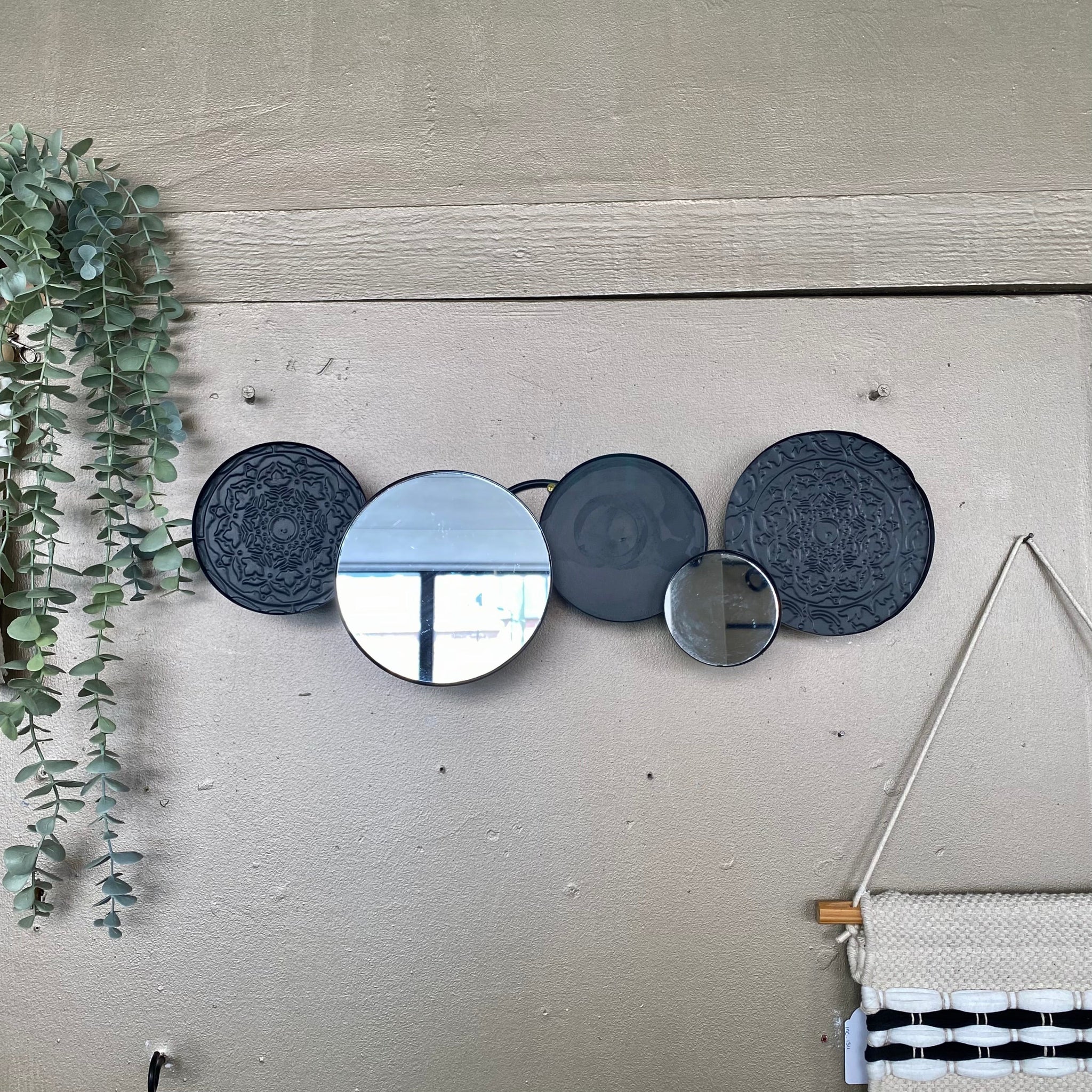 WANDDECORATIE FANTASY METAAL BLACK