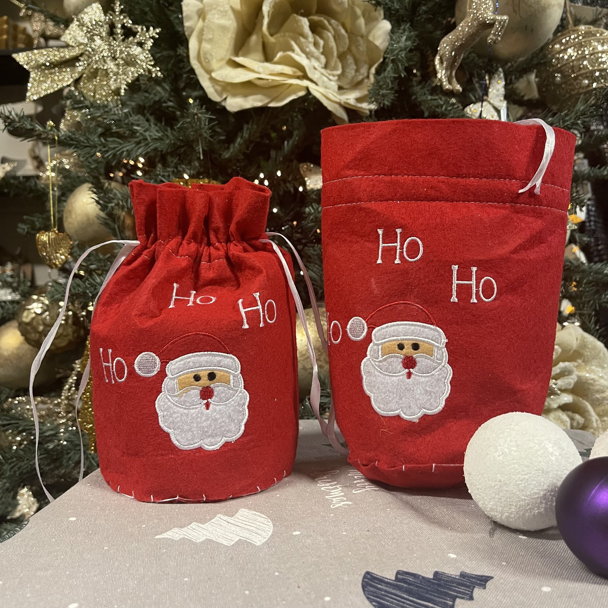 KERSTDECORATIE KERSTZAK HO-HO-HO 2-DELIG