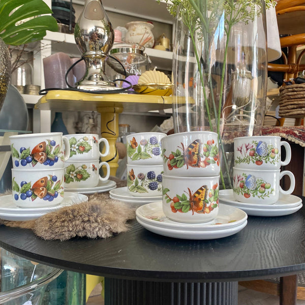 SERVIES LIBELLE MARJOLEIN BASTIN WEDGEWOOD GROUP 20-DELIG PORSELEIN